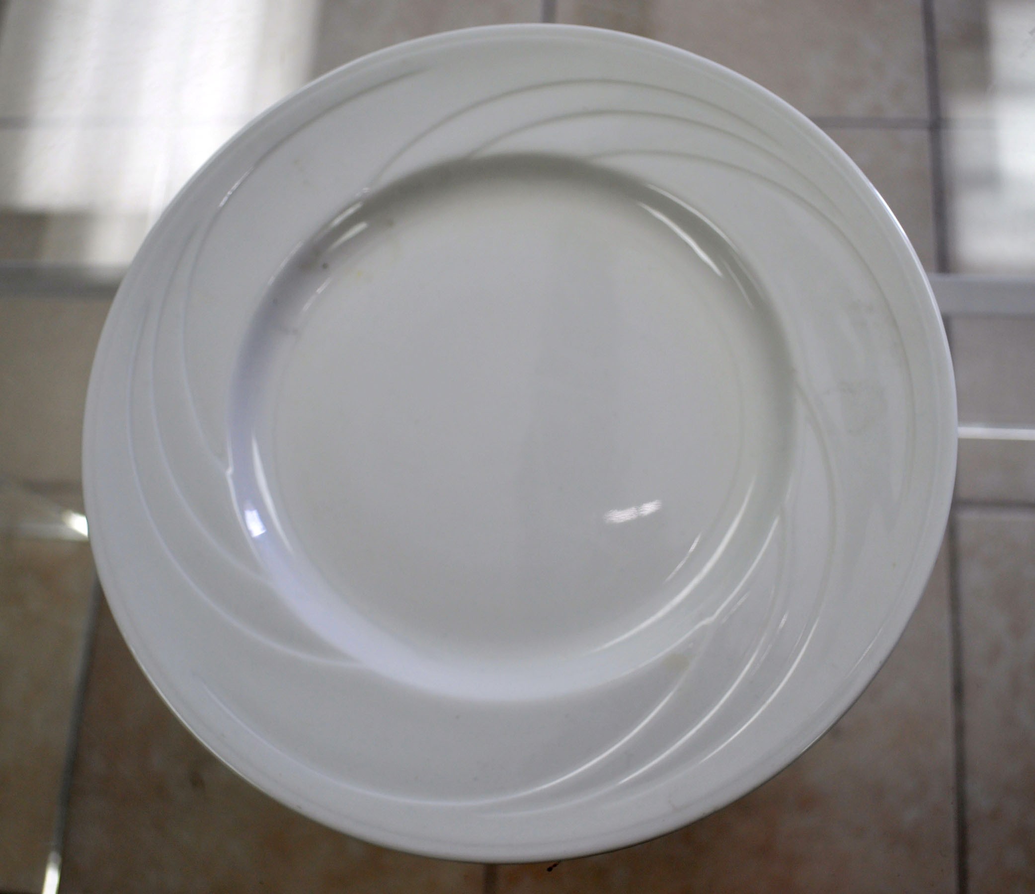 Round Dinner Plate